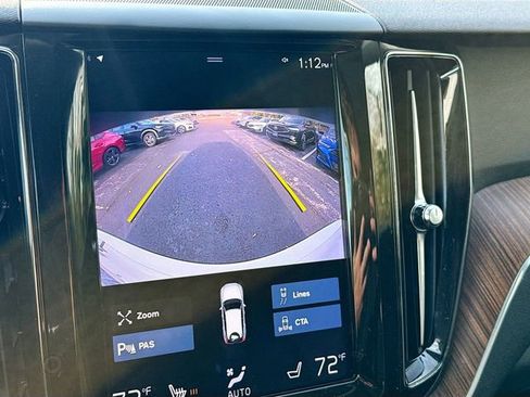 Used 2021 Volvo XC60 T5 Momentum image 15