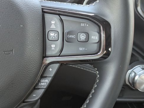 Used 2025 RAM 1500 Limited image 27