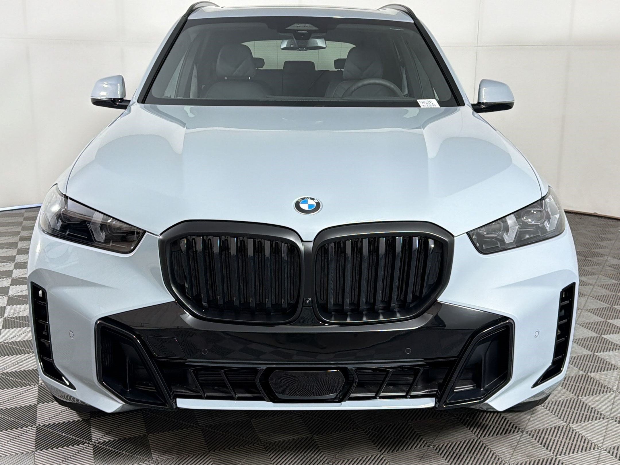 New 2026 BMW X5 xDrive40i w/ M Sport Package AWD/4WD image 6