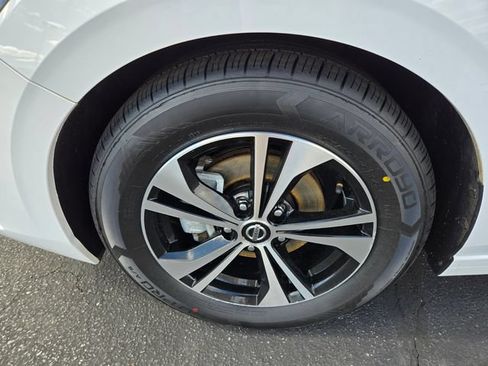 Used 2023 Nissan Sentra SV FWD image 23