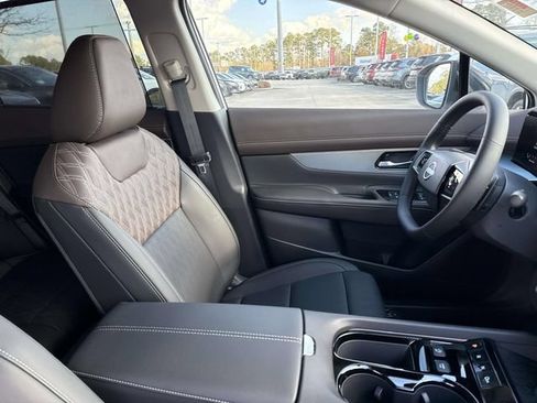New 2026 Nissan Murano Platinum w/ Cargo Package AWD/4WD image 13