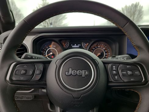 Used 2024 Jeep Wrangler Sport image 23