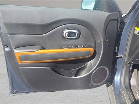 Used 2016 Kia Soul ! w/ Umber Package 1 image 22