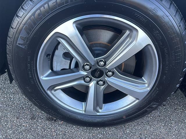 Certified 2024 Ford Edge SEL w/ Convenience Package AWD/4WD image 9