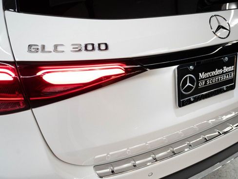 New 2026 Mercedes-Benz GLC 300 image 9