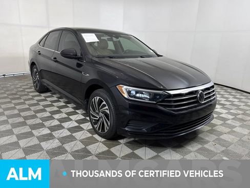 Used 2020 Volkswagen Jetta SEL image 3