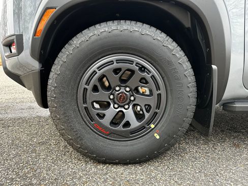 New 2026 Nissan Frontier Pro-X w/ Tow Package RWD image 11