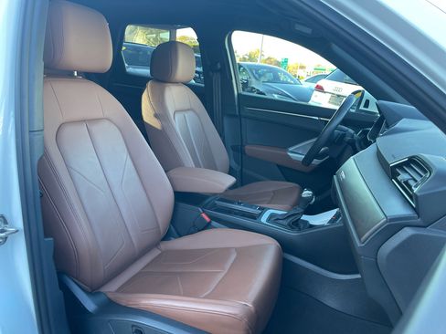 Used 2023 Audi Q3 2.0T Premium w/ Convenience Package image 45