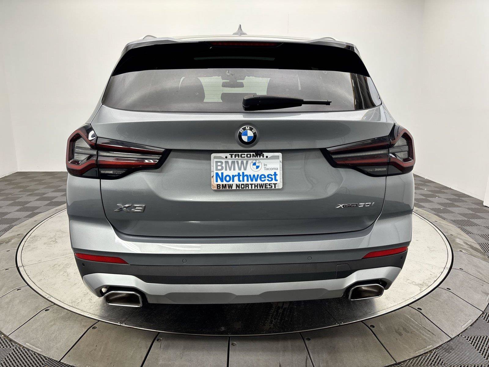 Used 2024 BMW X3 xDrive30i w/ Convenience Package AWD/4WD image 15