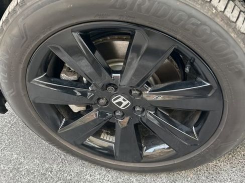 Used 2025 Honda Pilot Black Edition image 22