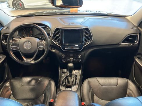 Used 2020 Jeep Cherokee Limited image 23