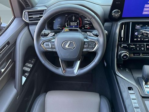 Certified 2026 Lexus LX 700h Overtrail image 26