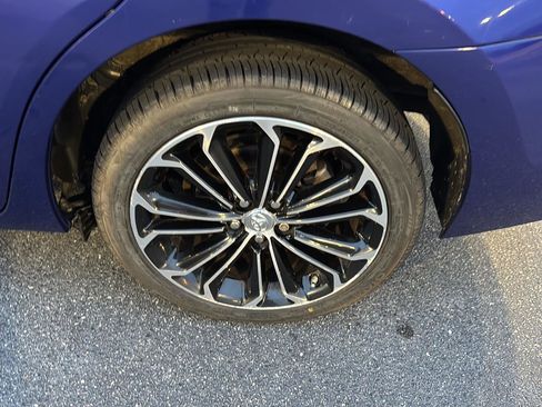 Used 2014 Toyota Corolla S Premium image 32