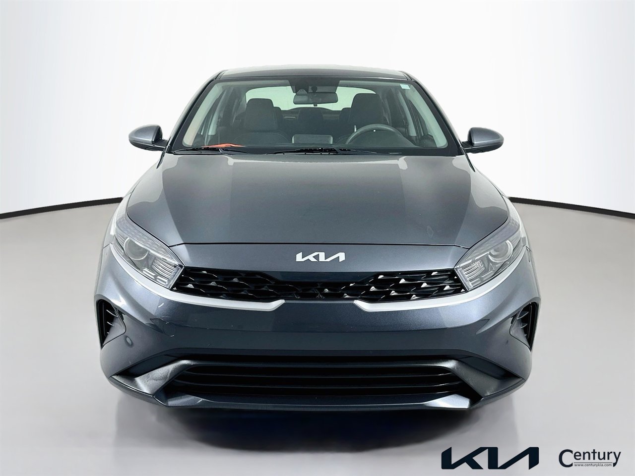 Used 2023 Kia Forte LXS FWD image 2