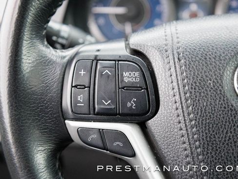 Used 2019 Toyota Sienna XLE w/ XLE Navigation Package image 19