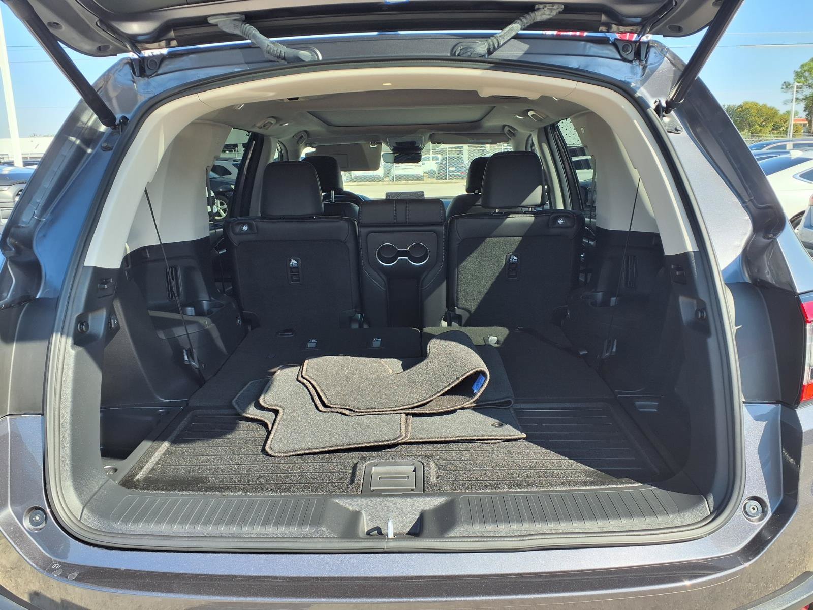 Used 2024 Honda Pilot Elite image 21