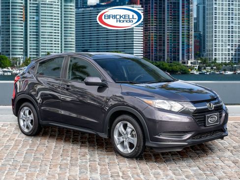 Used 2016 Honda HR-V LX image 3