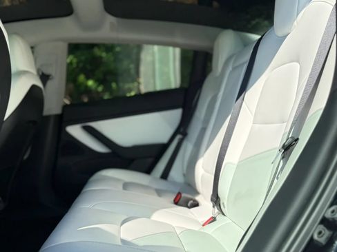 Used 2020 Tesla Model 3 Long Range AWD/4WD image 6