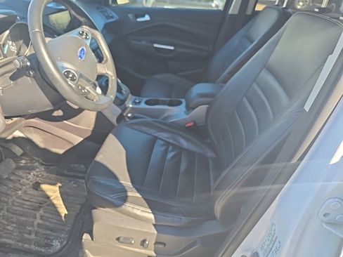 Used 2014 Ford Escape SE w/ Equipment Group 201A image 10