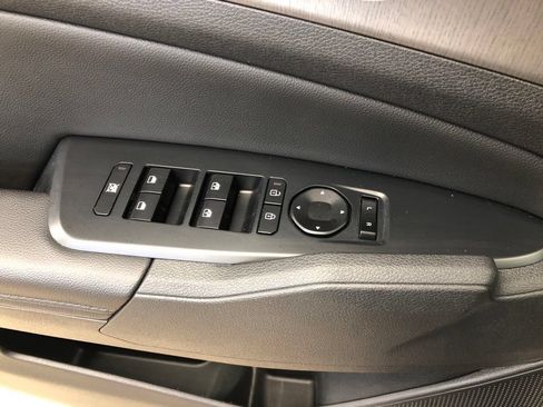 Certified 2026 Kia Sportage X-Line w/ X-Line Premium Package AWD/4WD image 23