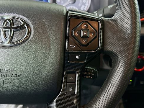 Used 2023 Toyota Tacoma TRD Sport image 17