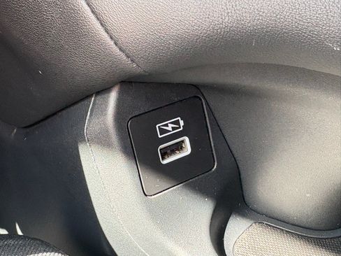 Certified 2023 Honda HR-V LX image 22