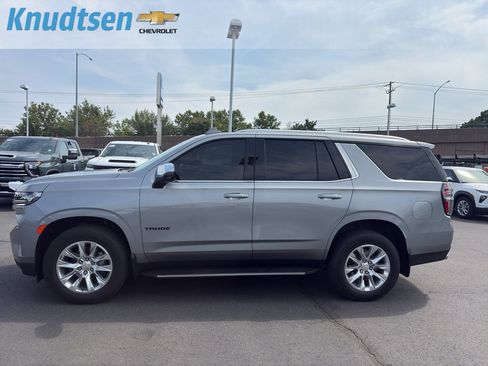 Used 2024 Chevrolet Tahoe Premier AWD/4WD image 4