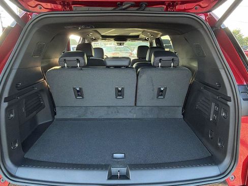 New 2026 Chevrolet Traverse High Country AWD/4WD image 15