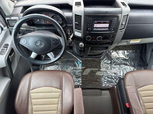 Used 2018 Mercedes-Benz Sprinter 3500 image 30