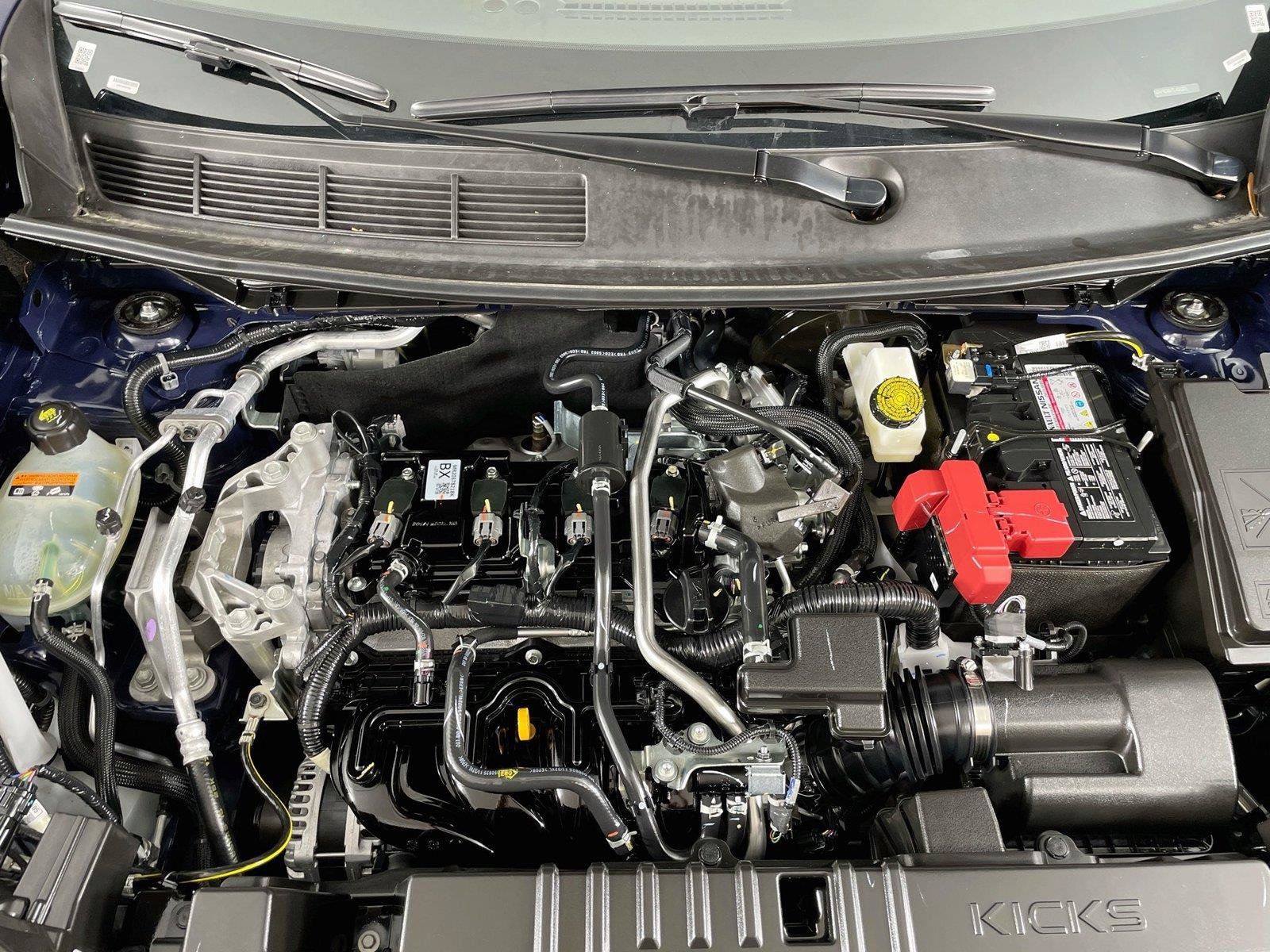 Used 2026 Nissan Kicks SR AWD/4WD image 31