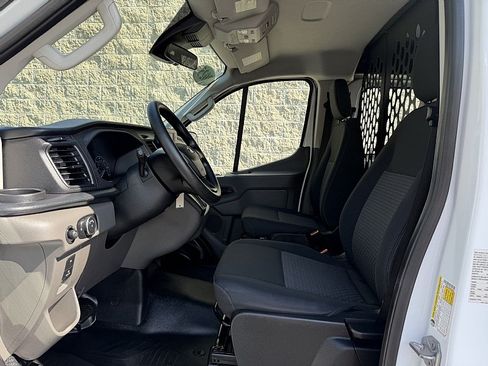 Used 2025 Ford Transit 250 Low Roof w/ Exterior Upgrade Package RWD image 19