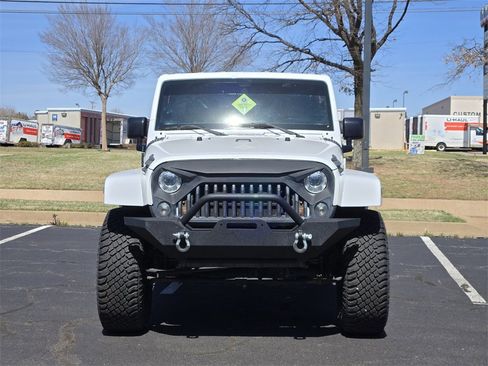 Used 2017 Jeep Wrangler Unlimited Sahara w/ Connectivity Group image 2