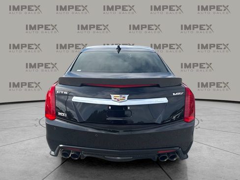 Used 2018 Cadillac CTS V RWD image 4