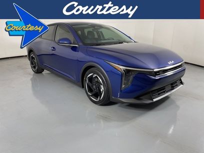 New 2025 Kia K4 EX
