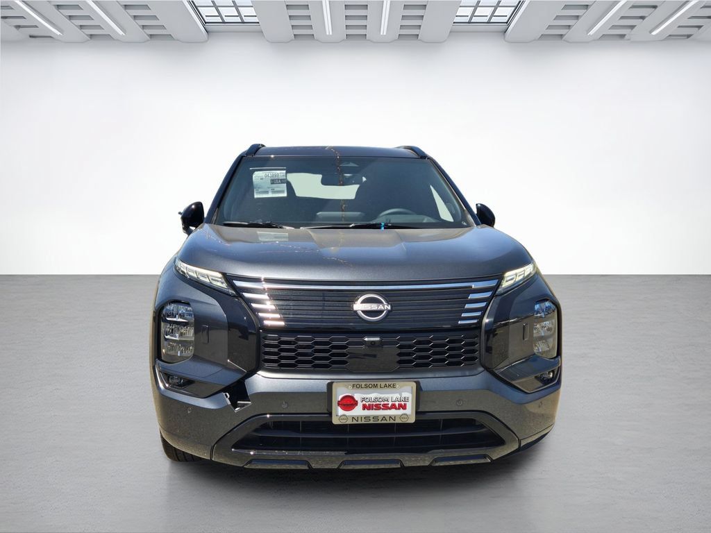 New 2026 Nissan Rogue Platinum AWD/4WD image 2