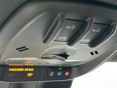 New 2026 Chevrolet Trax RS w/ Sunroof Package FWD image 23