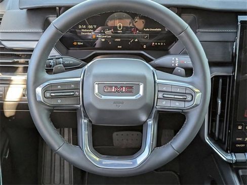 New 2026 GMC Acadia Elevation image 10