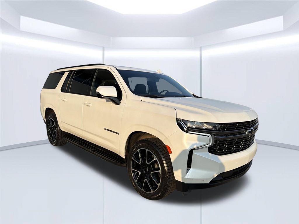 Used 2022 Chevrolet Suburban RST w/ Sport Performance Package AWD/4WD image 9