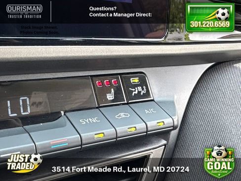 Used 2025 Toyota Camry LE w/ Convenience Package FWD image 30