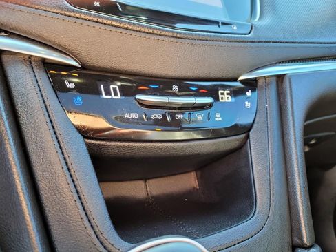 Used 2023 Cadillac XT5 Sportv AWD/4WD image 27