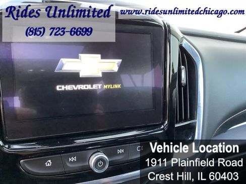 Used 2018 Chevrolet Traverse LT AWD/4WD image 11