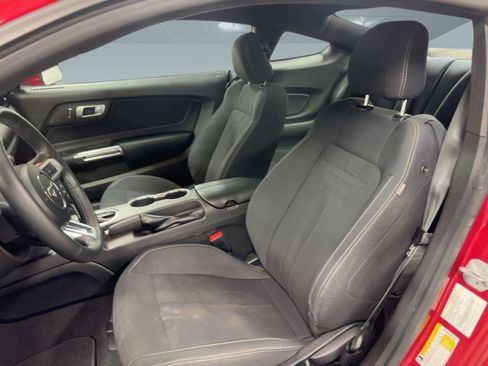 Used 2023 Ford Mustang EcoBoost image 5