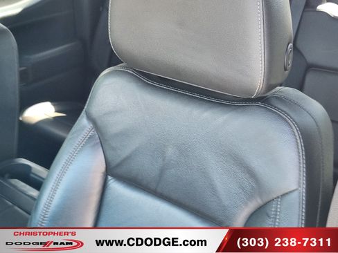 Used 2019 Chevrolet Silverado 1500 LT Trail Boss AWD/4WD image 17