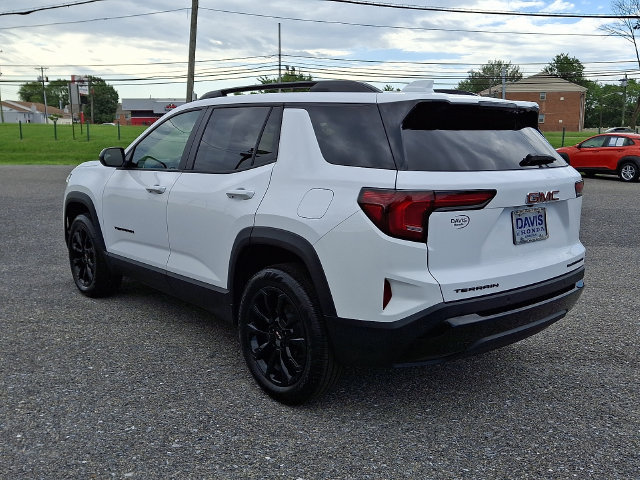 Used 2026 GMC Terrain Elevation w/ Elevation Premium Package FWD image 5