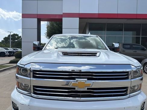 Used 2017 Chevrolet Silverado 2500 High Country w/ Duramax Plus Package AWD/4WD image 2