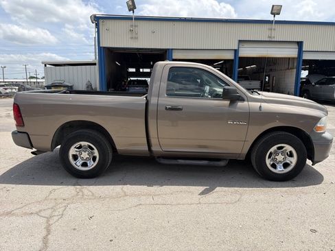 Used 2009 Dodge Ram 1500 Truck ST w/ ST Popular Equipment Group RWD image 6