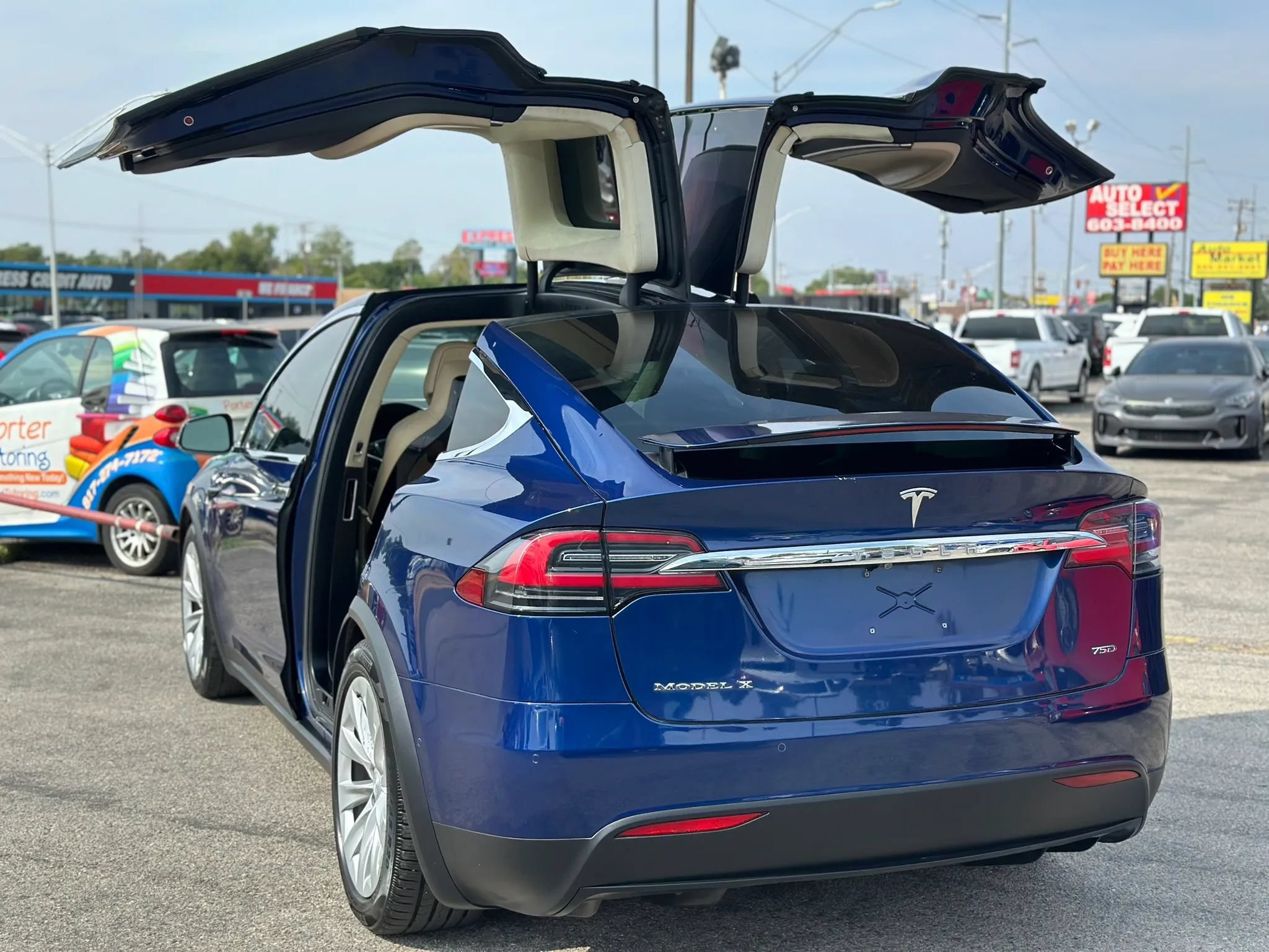 Used 2017 Tesla Model X 75D AWD/4WD image 13