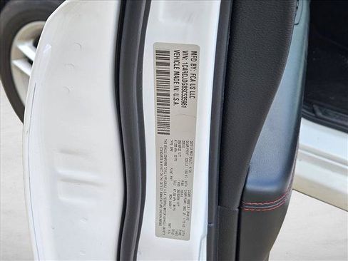 Used 2025 Dodge Durango GT AWD/4WD image 15