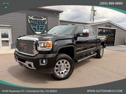 Used 2015 GMC Sierra 2500 Denali w/ Duramax Plus Package AWD/4WD image 1