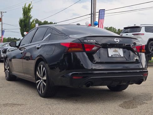 Used 2020 Nissan Altima 2.0 Platinum FWD image 15